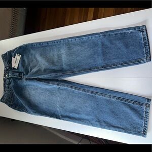 BooHoo vintage wash mom jeans, new with tags